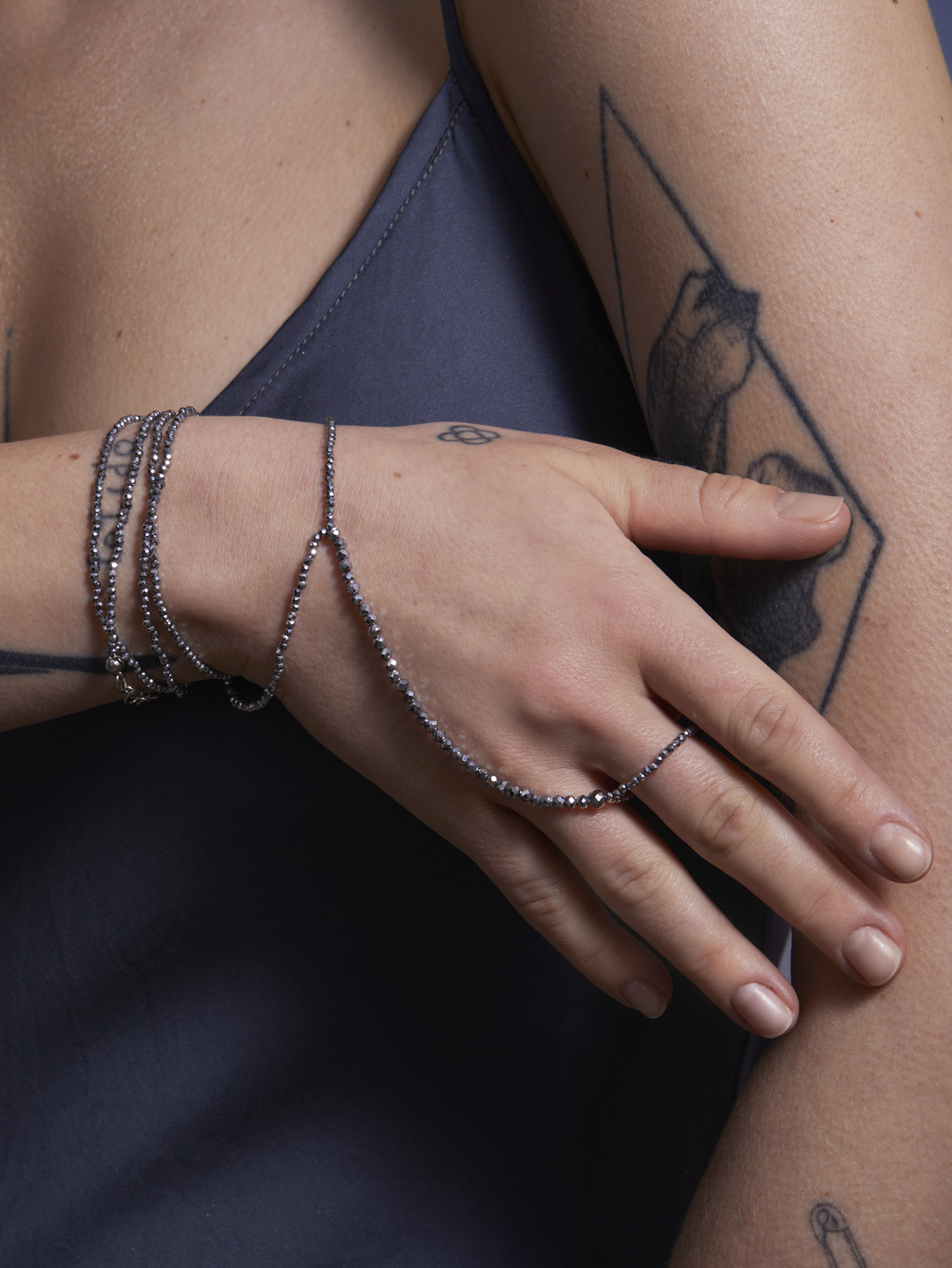 DIAMOND HAND PIECE - SILVER